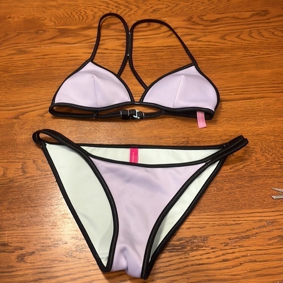 Victoria’s Secret swimsuit triangle top string bikini size S small light purple - Picture 2 of 8